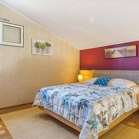 Apartament Le Tuit-Tuit - Un Nid Douillet Sainte-Suzanne Zewnętrze zdjęcie